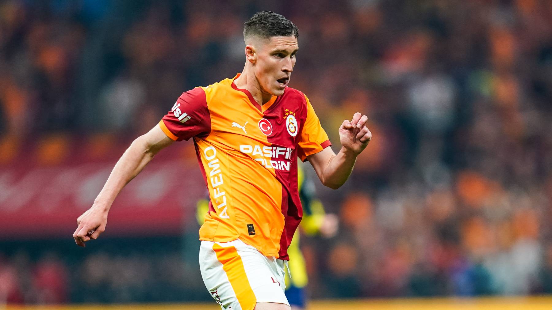 Roland Sallai of Galatasaray SK is in action during the Trendyol Super League match between Galatasaray and Fenerbahce at Rams Park on April 26, 2026, in Istanbul, Turkey. (Photo by Yagiz Gurtug/NurPhoto)