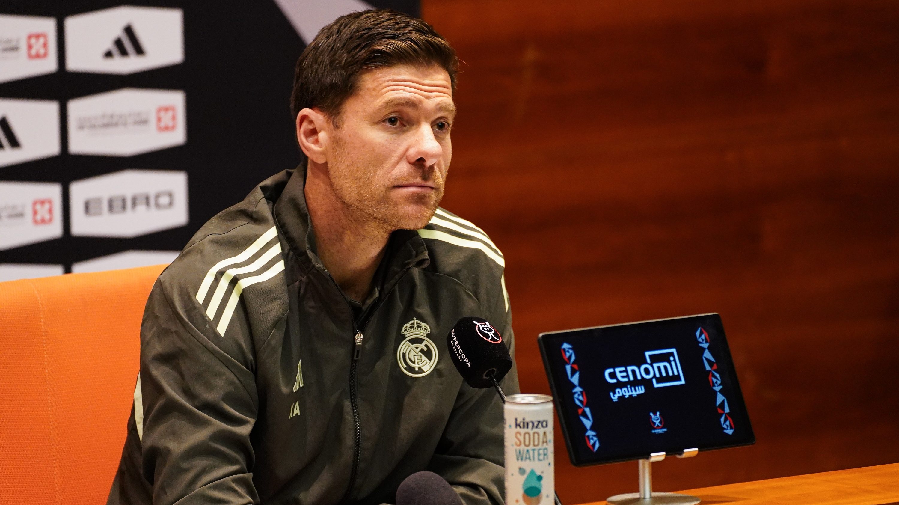 Xabi Alonso a Barcelona elleni meccs előtt.